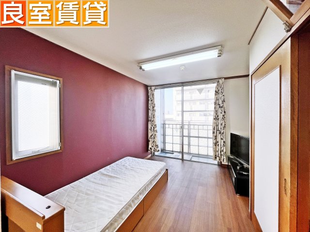 その他部屋・スペース　ベット・テレビ