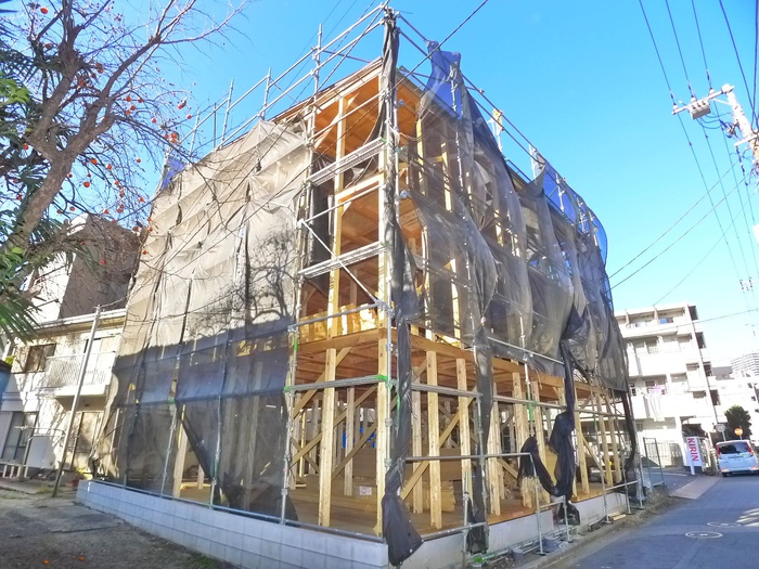 建物外観　建築中