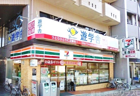 コンビニ　セブンイレブン京都西大路六角店（コンビニ）まで180m