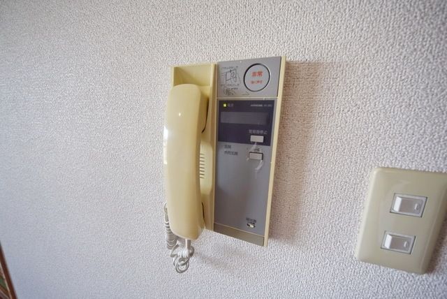 セキュリティ　★インターホンです★