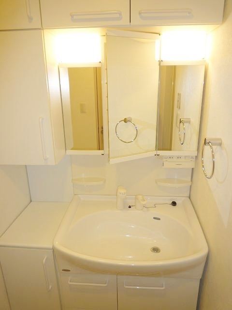 洗面設備　★★やっぱり独立型が便利★★