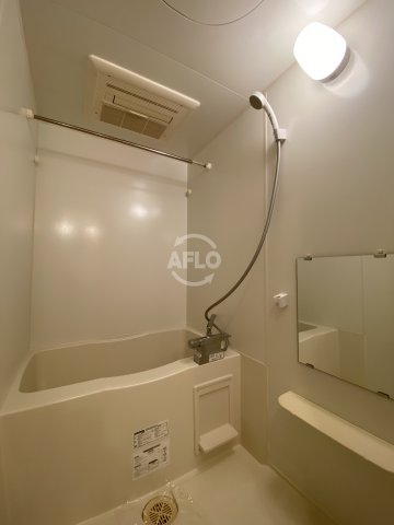 バス・シャワールーム　グランディールタカラ　バスルーム