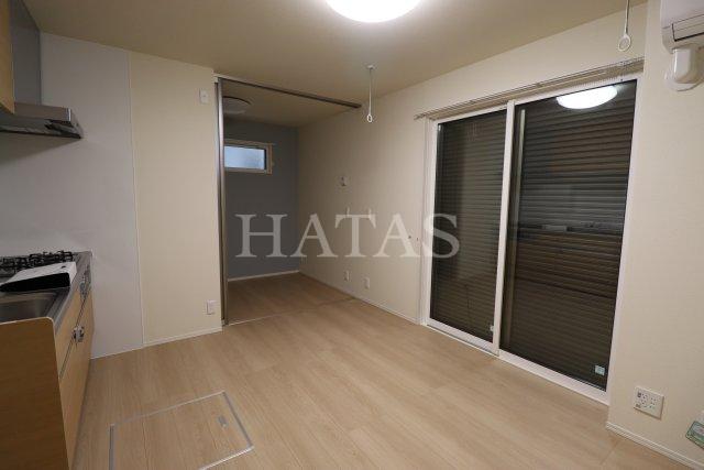 居室・リビング　同物件別部屋です。