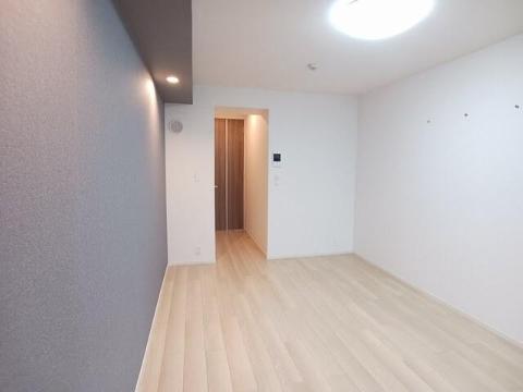 居室・リビング　室内