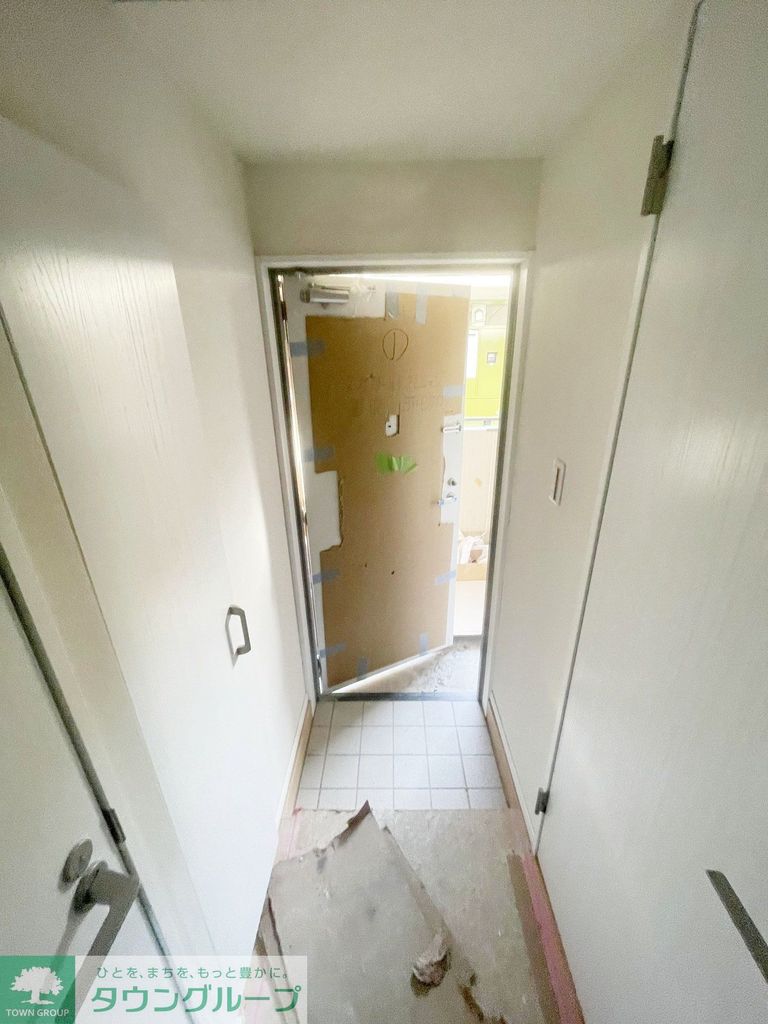 玄関　エントランス