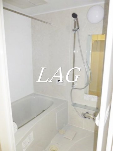 バス・シャワールーム　お風呂です。