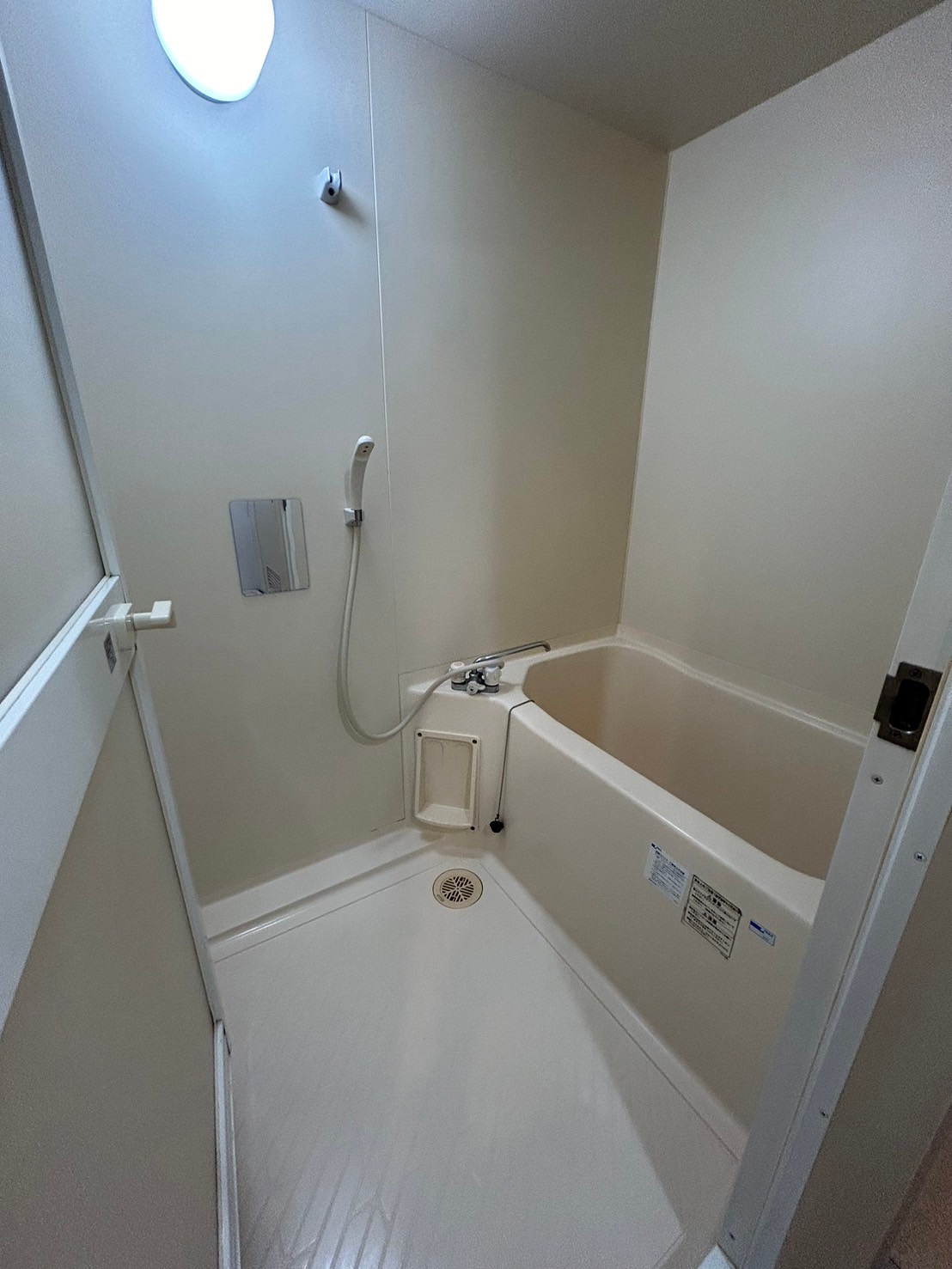 バス・シャワールーム　給湯、追い焚き