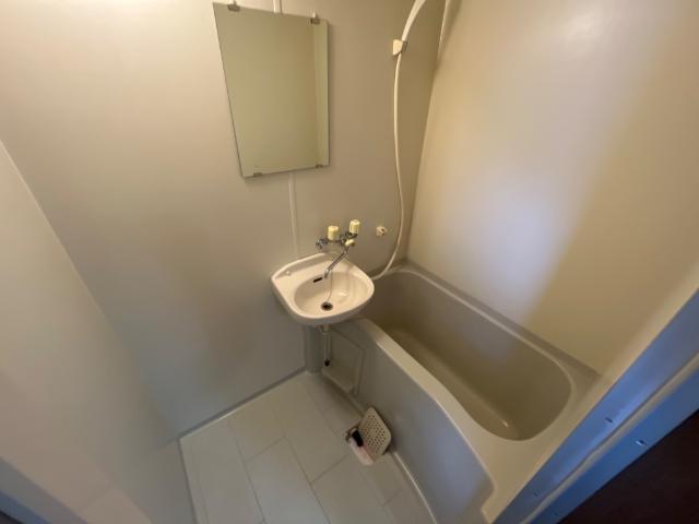 バス・シャワールーム　バス（イメージ）