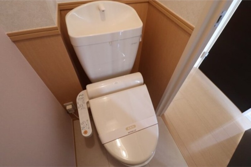 トイレ　図面と現状に相違がある場合には現状を優先