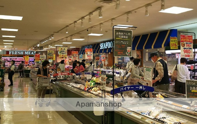 スーパー　東急ストア町田店（スーパー）まで555m