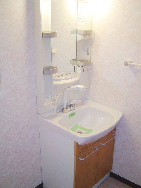 洗面設備　同物件別号室の写真です。