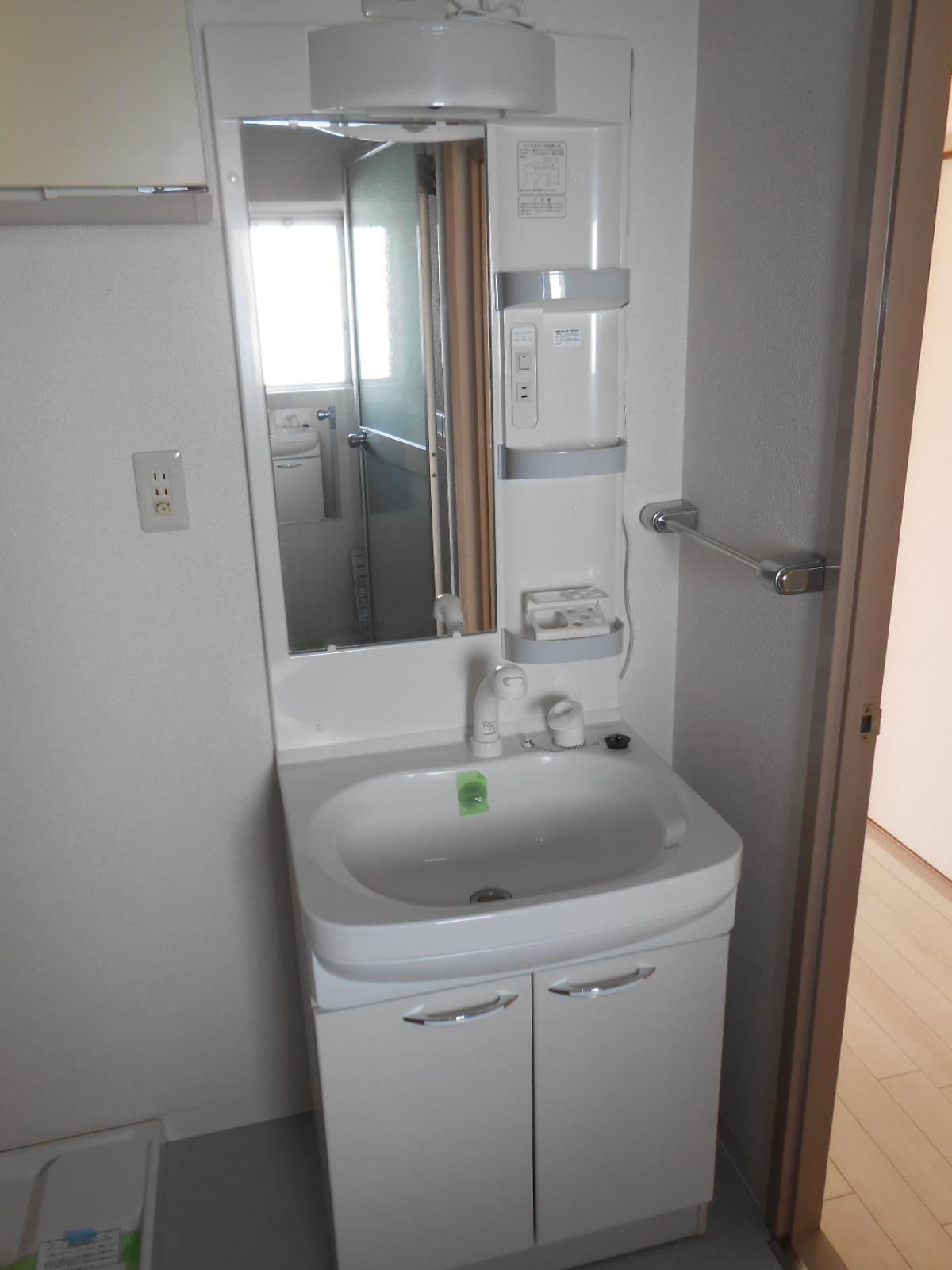 洗面設備　朝の身支度に便利なシャンプードレッサー♪