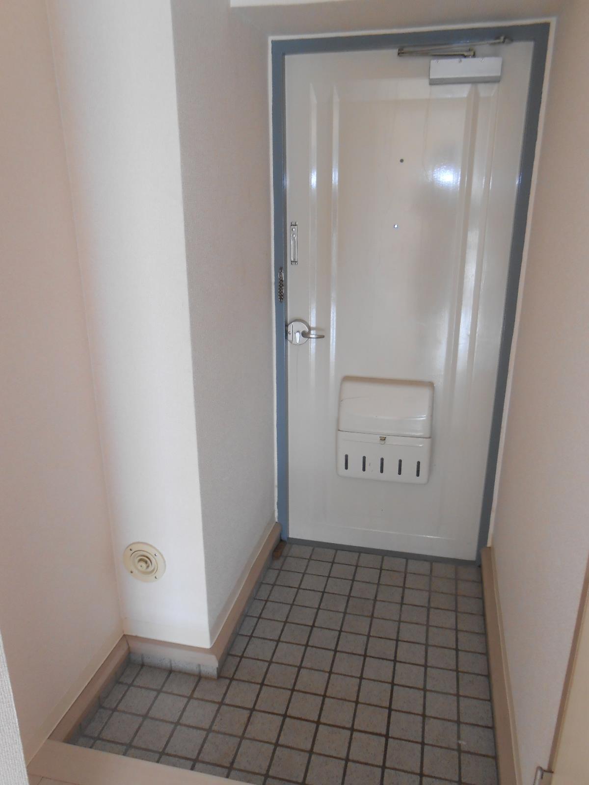 玄関　シューズボックスを置くこともできる玄関♪