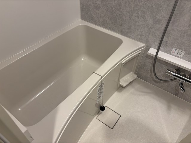 バス・シャワールーム　※写真は同タイプ住戸です。