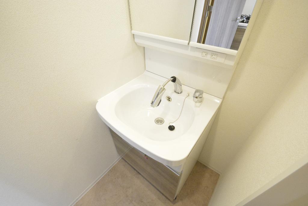 洗面設備　洗髪洗面化粧台