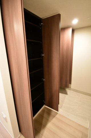 玄関　他号室参考写真