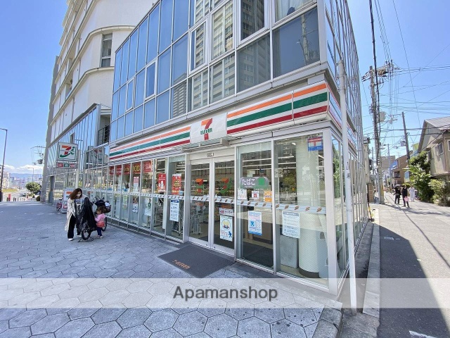 コンビニ　セブン－イレブン大阪細工谷１丁目店（コンビニ）まで77m
