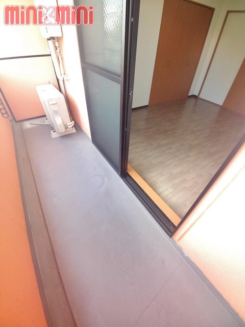 バルコニー　日当たり良好バルコニー