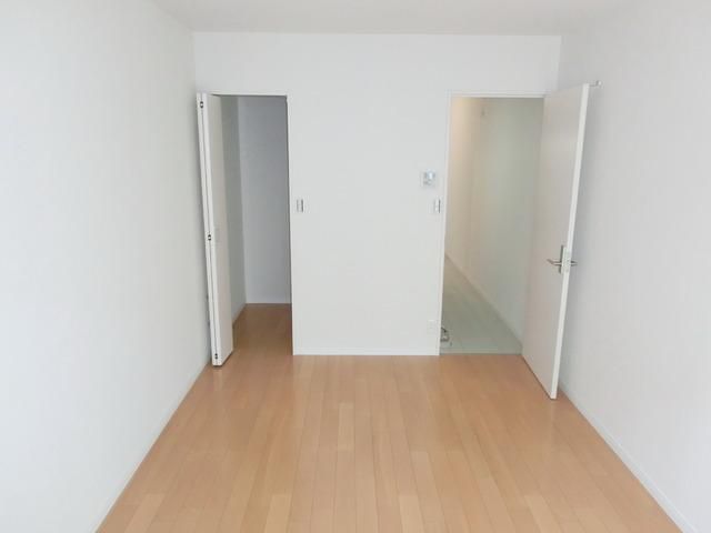 その他部屋・スペース　★明るくキレイなフローリングのお部屋です★