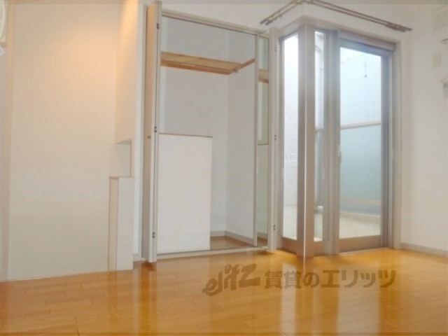 居室・リビング　洋室