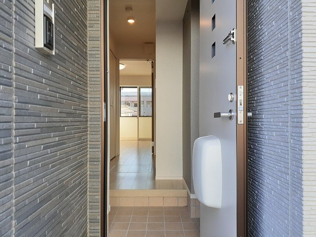 玄関　シンプルで使いやすい玄関です