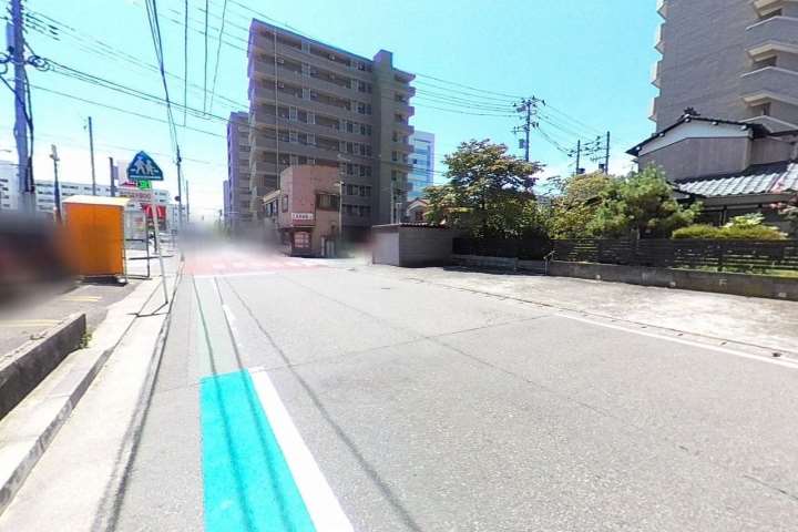 その他　前面道路（その他）まで0m