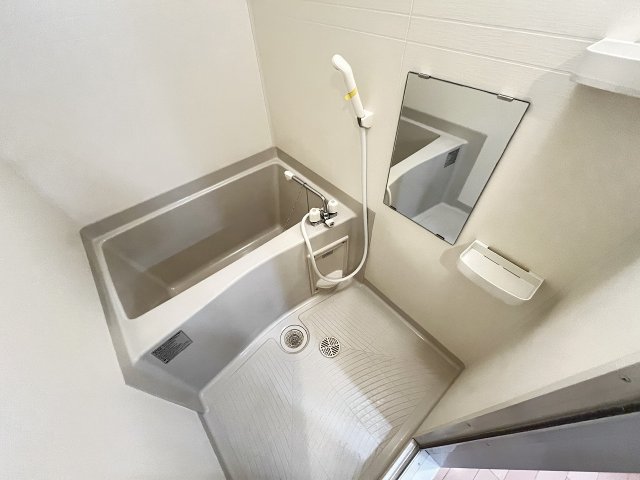 バス・シャワールーム　日々の疲れを癒すお風呂付です