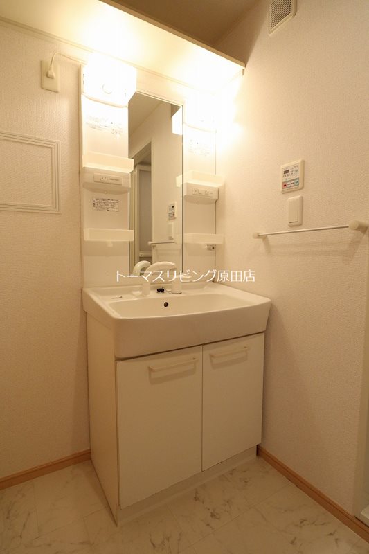 洗面設備　205号室写真