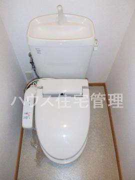 トイレ　シャワー付トイレ