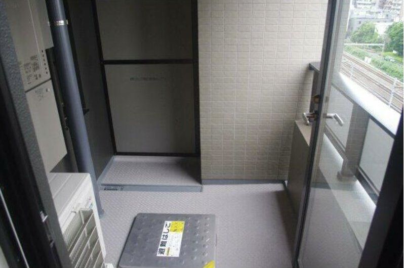 バルコニー　バルコニー