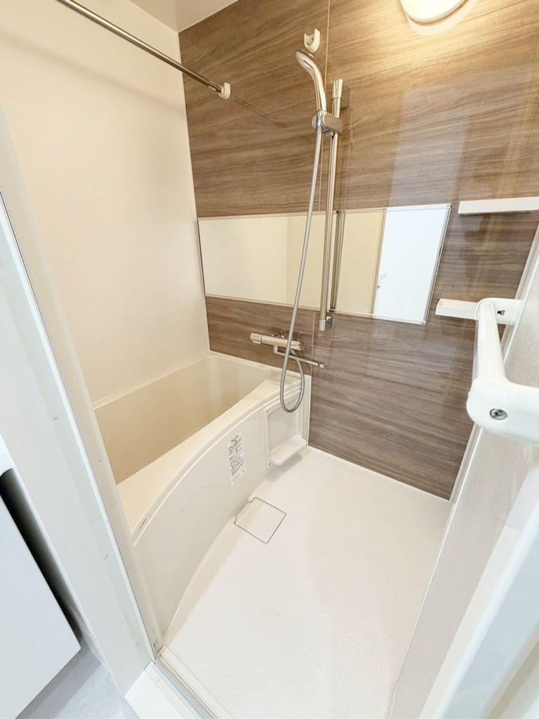 バス・シャワールーム　バス