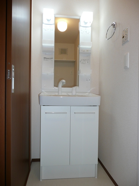 洗面設備　準備中につき同タイプ物件写真を掲載しております。