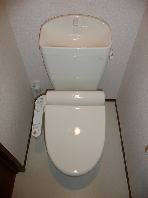 トイレ　準備中につき同タイプ物件写真を掲載しております。