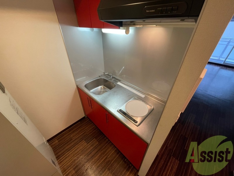 キッチン　キッチンにはＩＨクッキングヒーターも完備です！