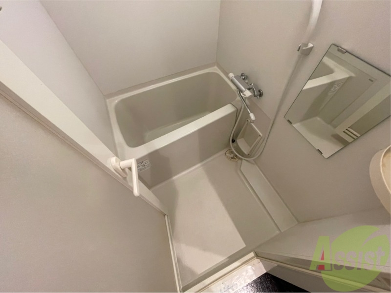 バス・シャワールーム　お風呂です。ゆっくりお風呂につかるのも体に良いですね～