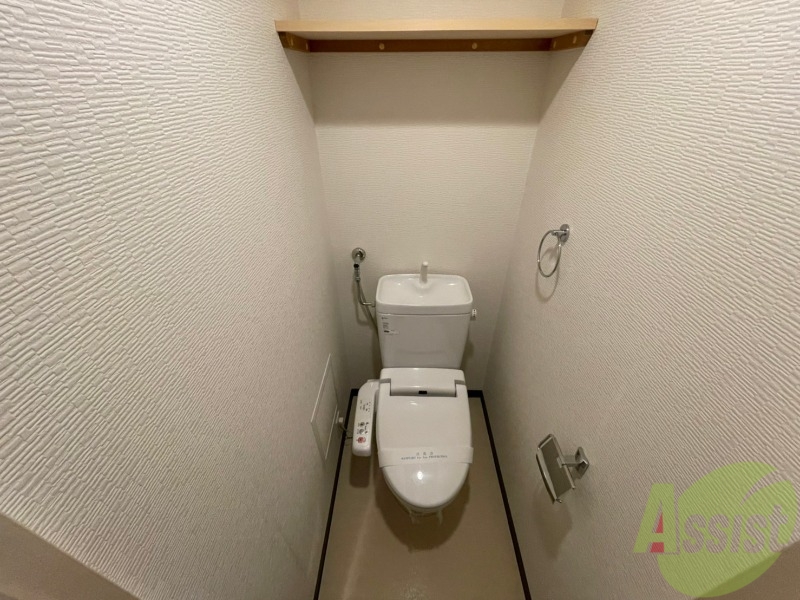 トイレ　ウォシュレット機能がついたトイレ。安心して使用できますね。