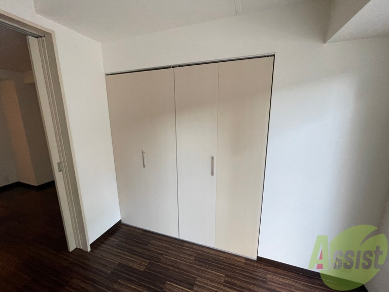 収納　寝室の収納です。部屋がすっきり片付きます。