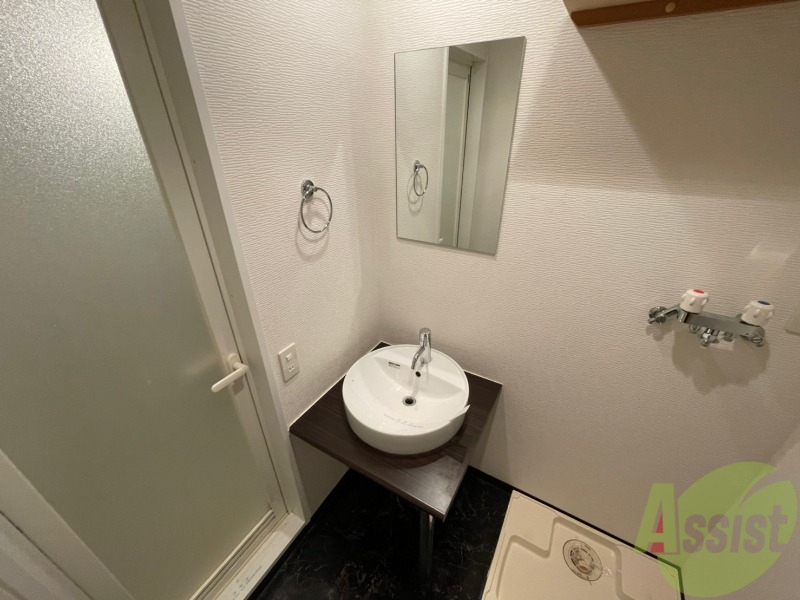 洗面設備　こちらに洗面台があります。朝の洗顔はこちらで。