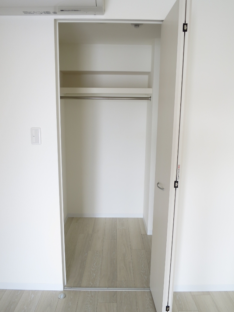 収納　ウォークインクローゼットです