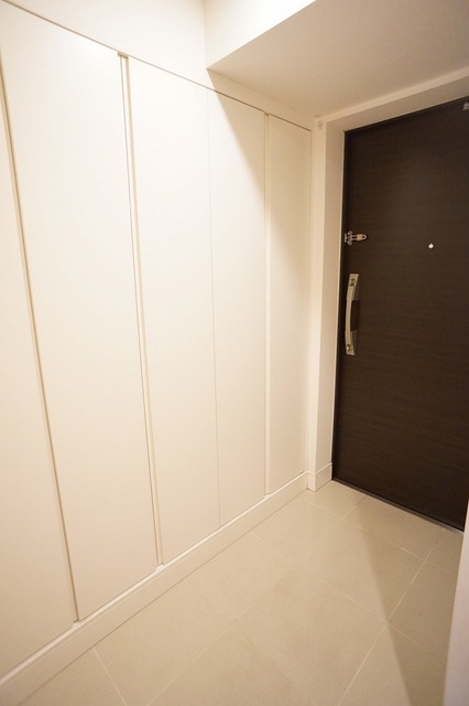 玄関　前回募集時撮影２０２２年３月