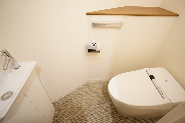 トイレ　前回募集時撮影２０２２年３月