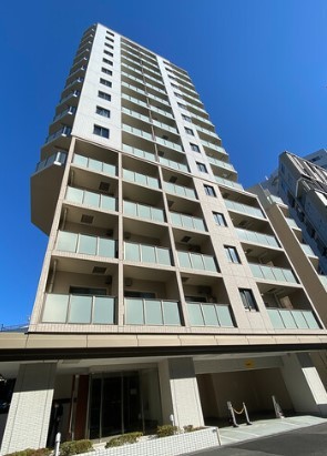 建物外観　前回募集時撮影２０２２年１月