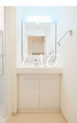 洗面設備　洗面台です。