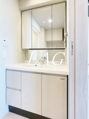 洗面設備　洗面台です。