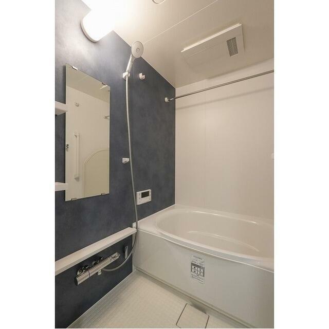 バス・シャワールーム　バスルーム