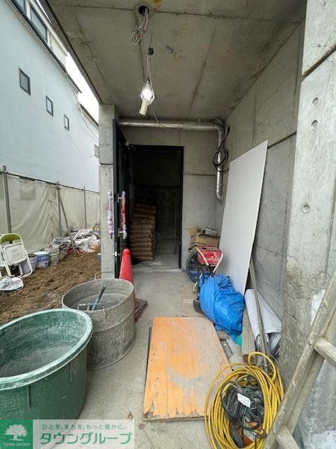 ロビー　駐車場