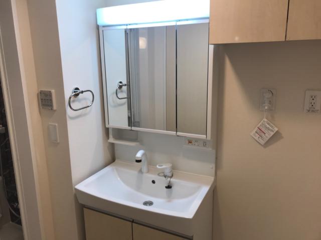 洗面設備　洗髪洗面化粧台