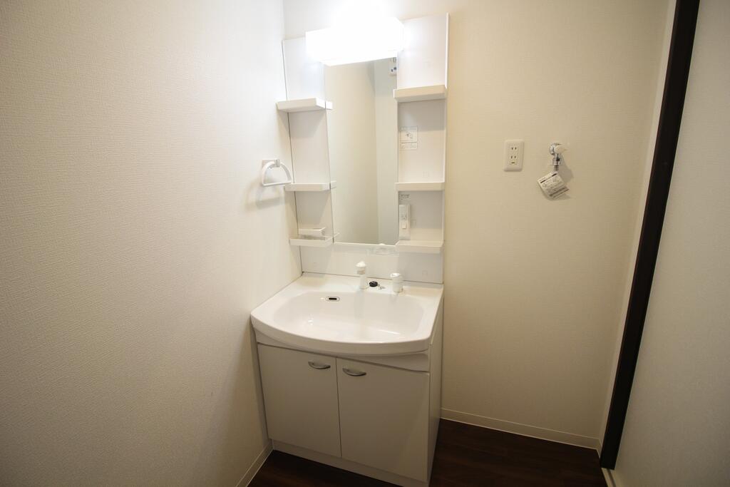 洗面設備　同型タイプ