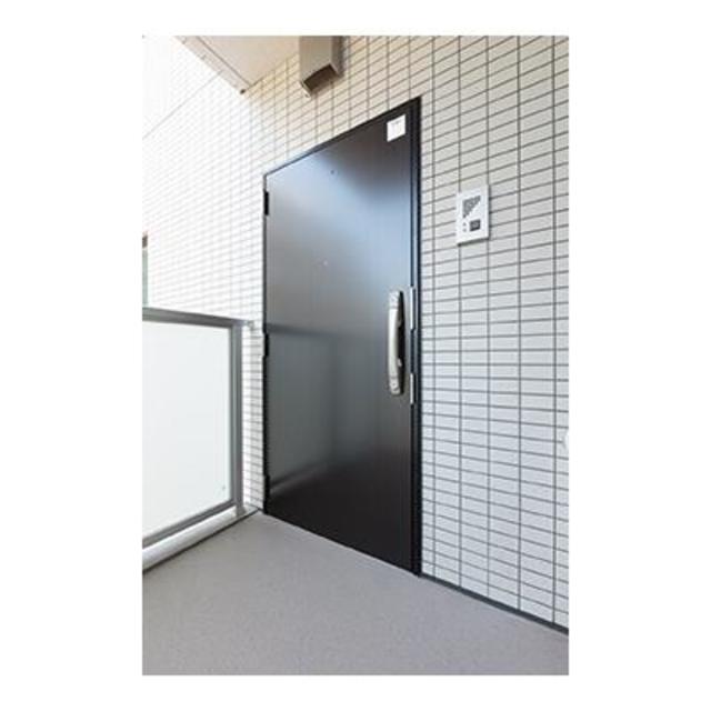 玄関　※写真は同タイプ住戸です。