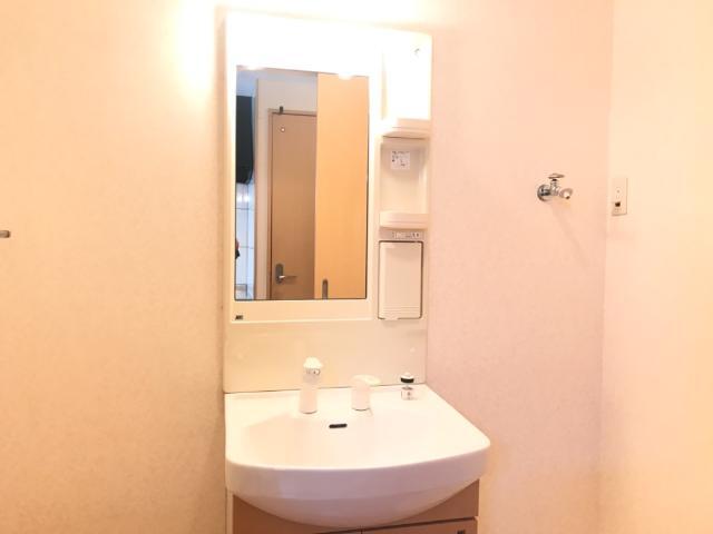 洗面設備　洗髪洗面化粧台